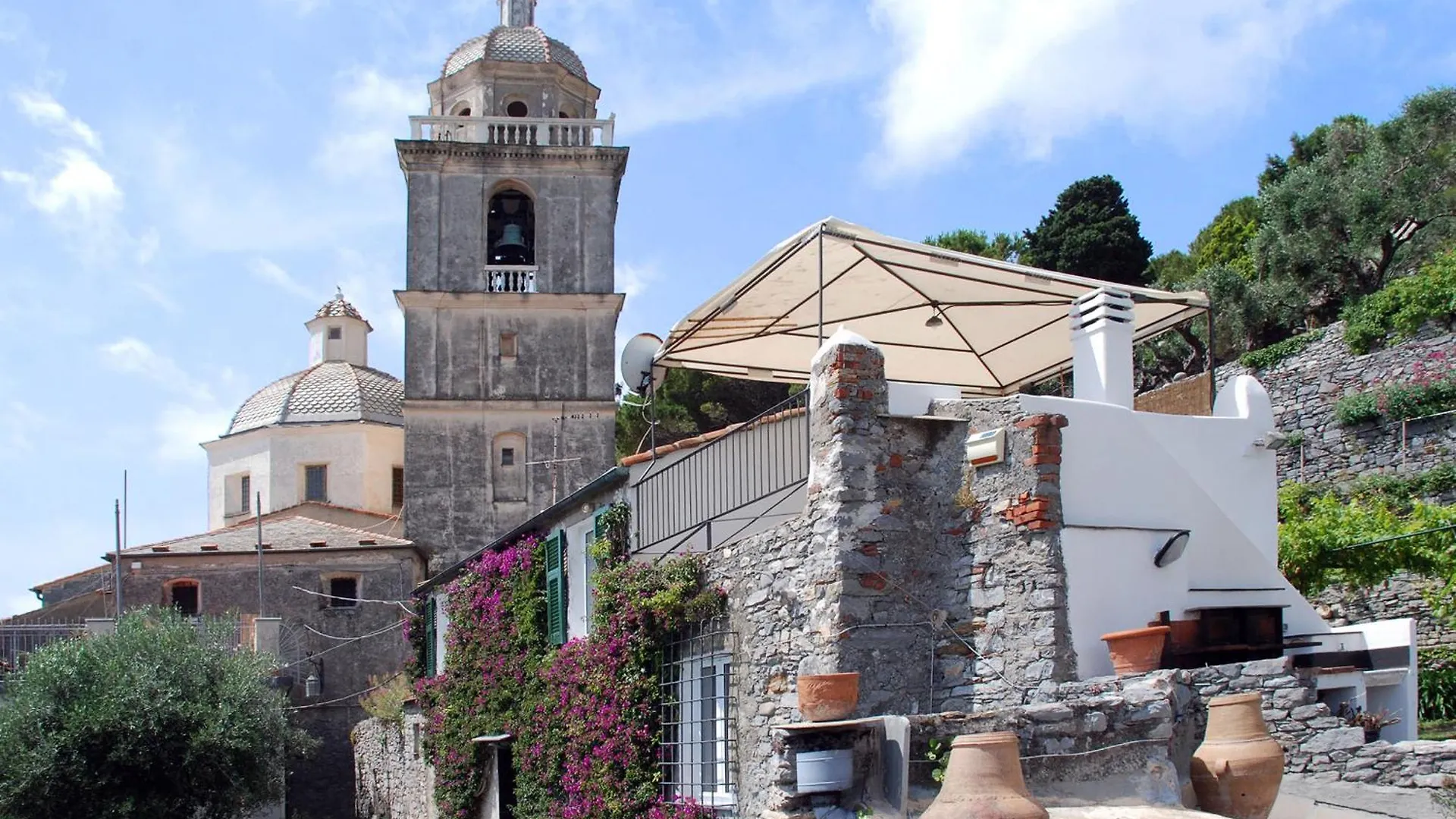 La Bouganvilla contacts